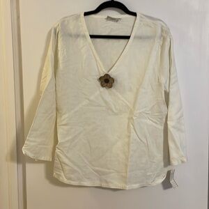 Hot Cotton cream colored linen cotton top. Size XL. NWT